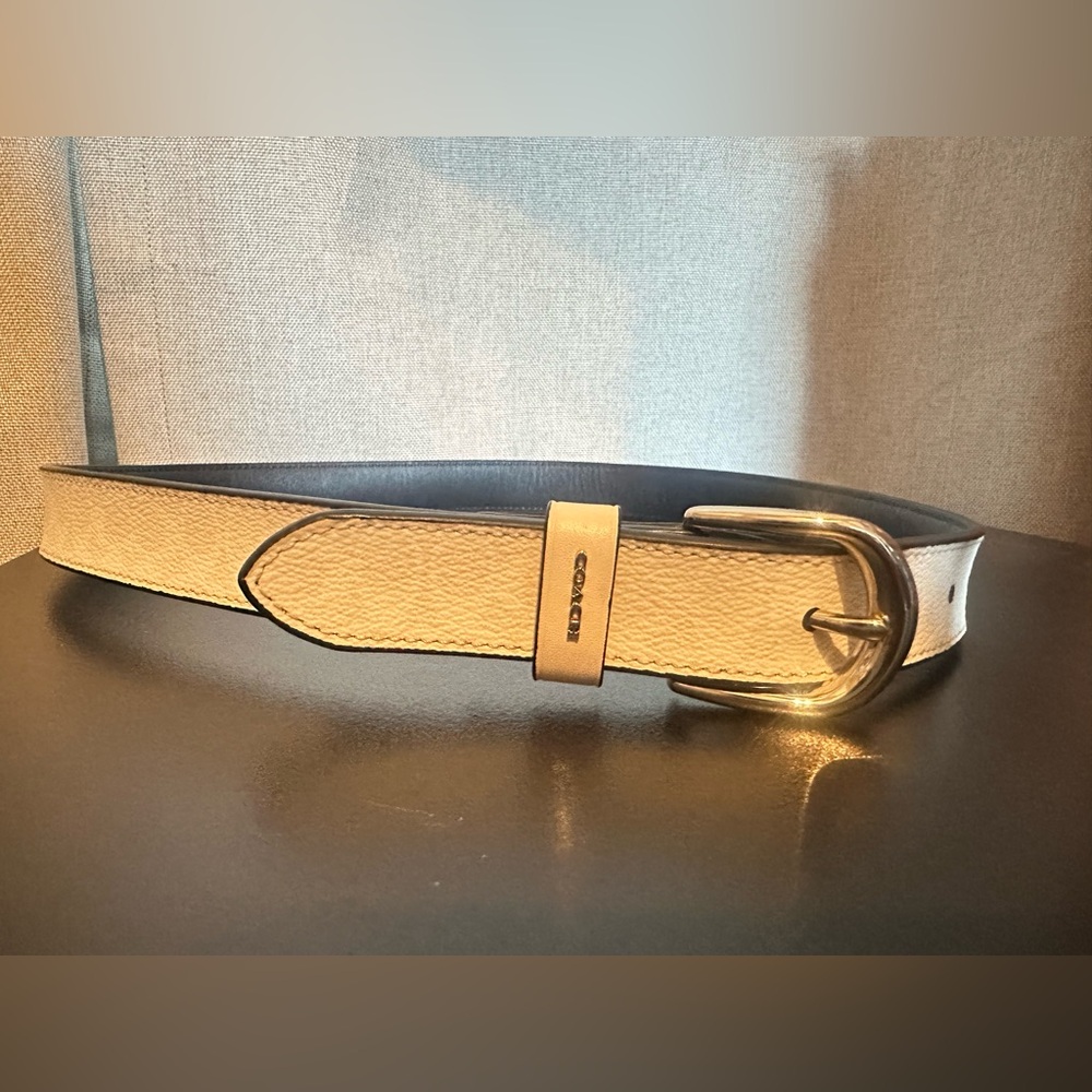 Coach White Leather Belt with Silver Buckle